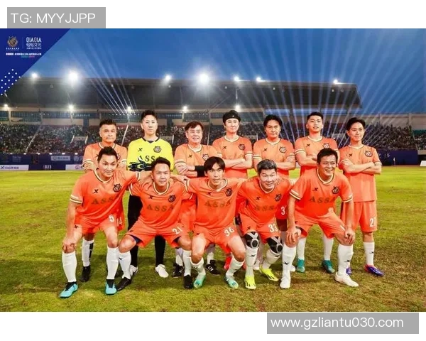 足球明星踢球精彩瞬间全景图文介绍带你领略绿茵场上的风采与魅力