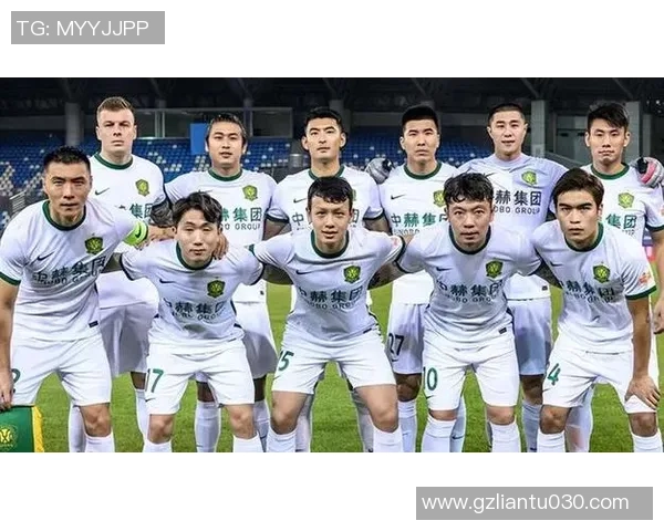 南京足球队以65分稳居挑战赛积分榜首位争冠形势一片大好